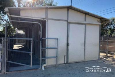 CA1727 California Horse Barn